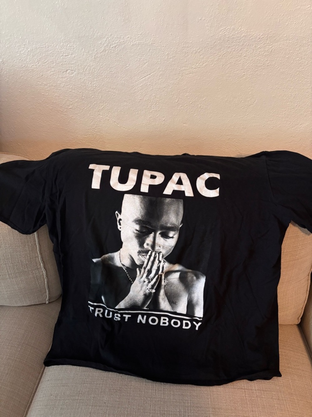 Tupac 'Trust Nobody' Graphic Tee - Black